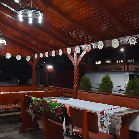 فندق Floare De Colt Berbesti المظهر الخارجي الصورة